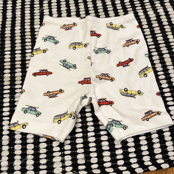 JANIE and JACK GOOD NIGHT SHORT PAJAMAS IN SURF CARS - Picture 8 of 14